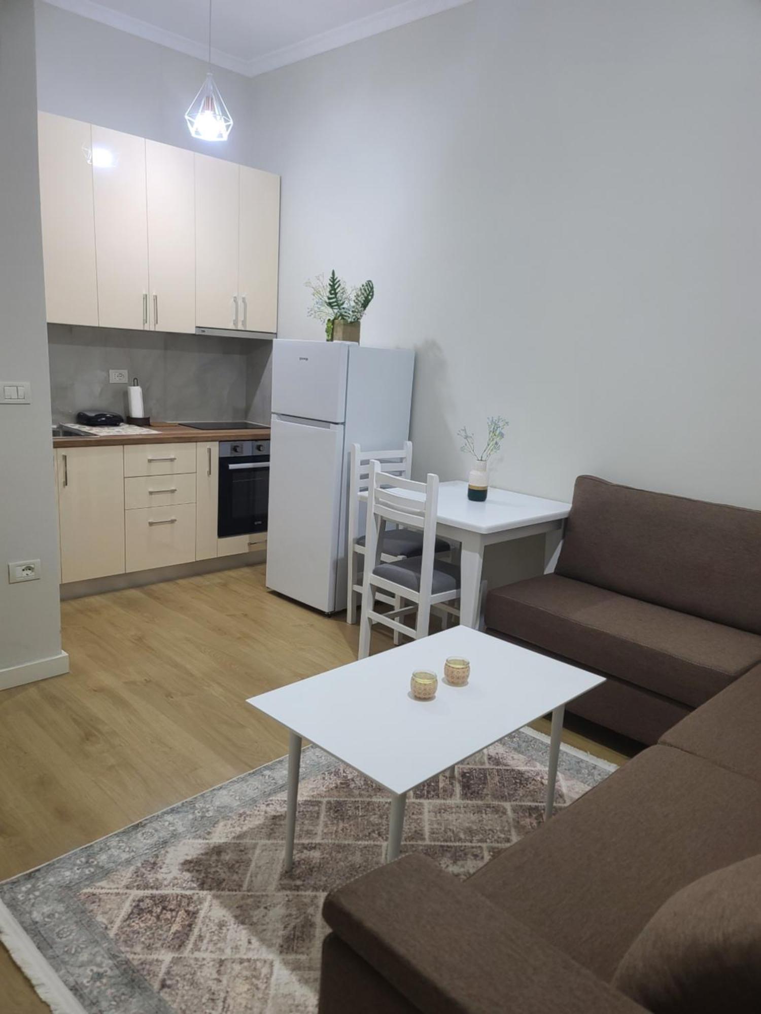 טיראנה Home Inn Apartaments מראה חיצוני תמונה