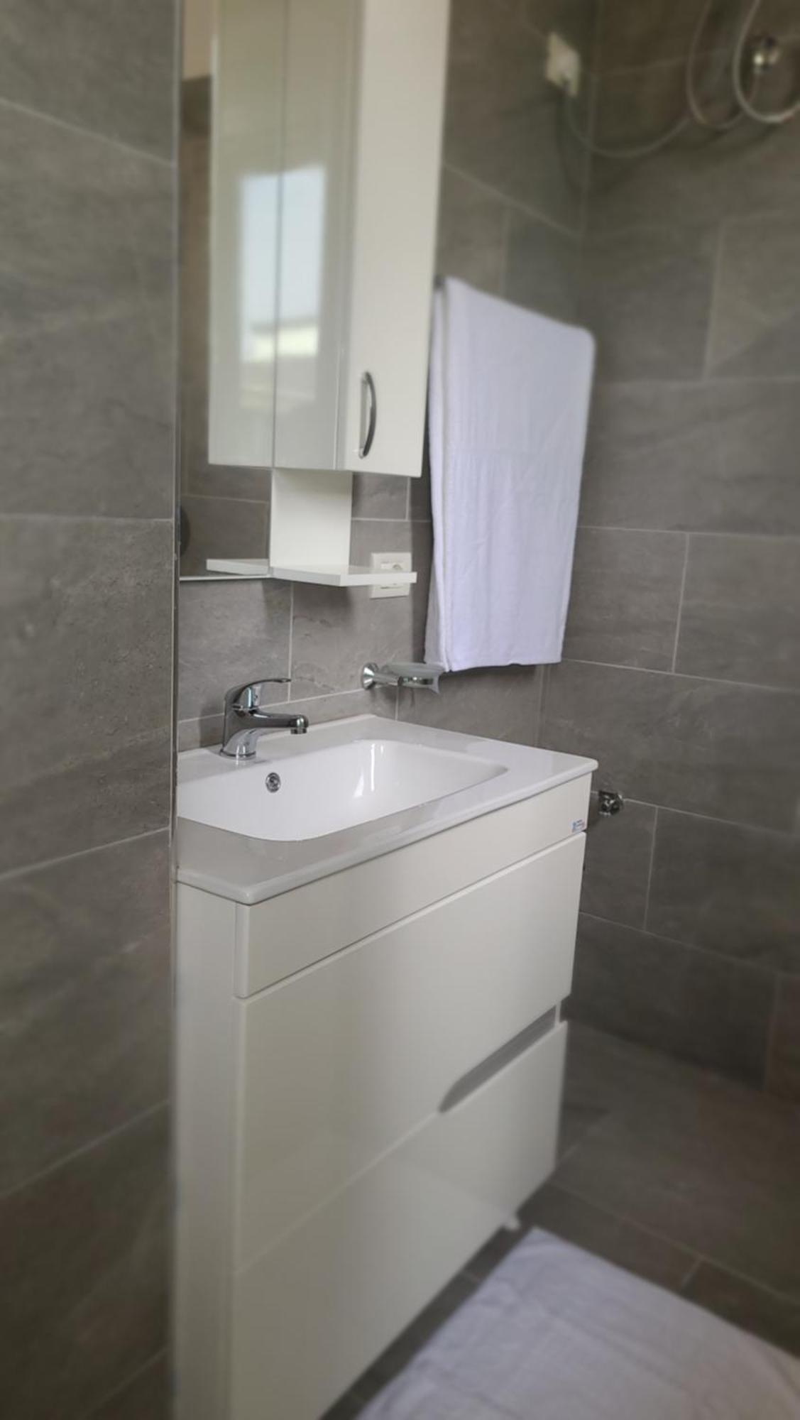 טיראנה Home Inn Apartaments מראה חיצוני תמונה