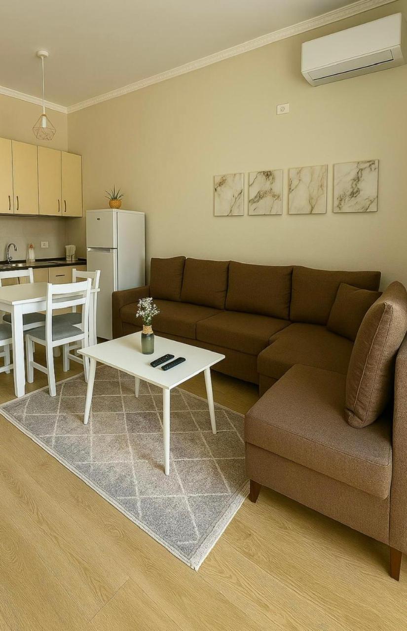 טיראנה Home Inn Apartaments מראה חיצוני תמונה
